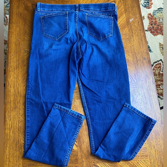 Straight Blue Jeans - Picture 6 of 6